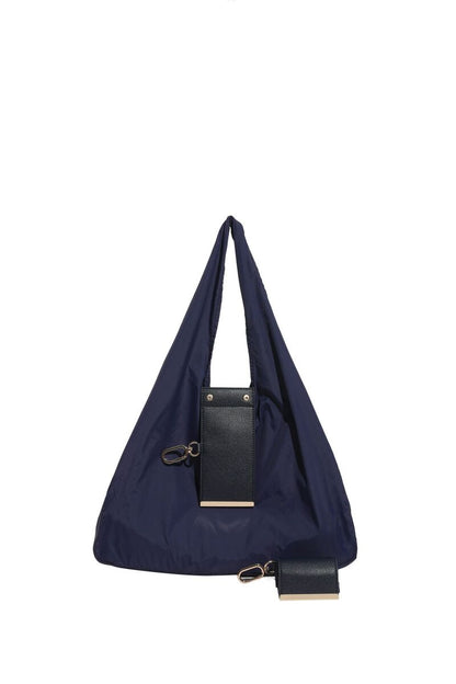 Snowlyn ® Tote Bag